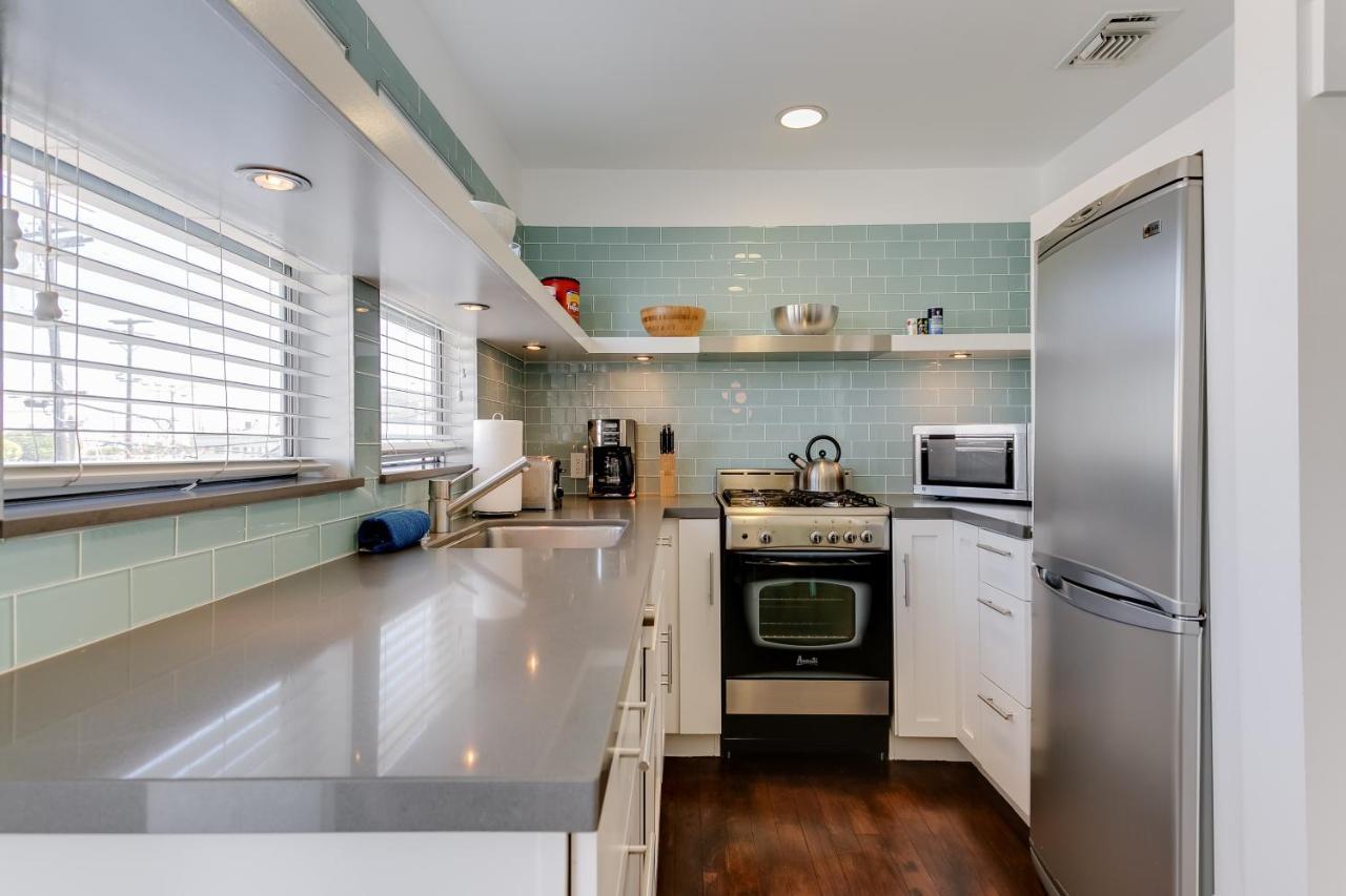 Venice Beach Vacation Condos - Los Angeles — Photos 3